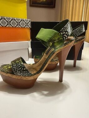 Steve Madden Luxe Platform Sandals